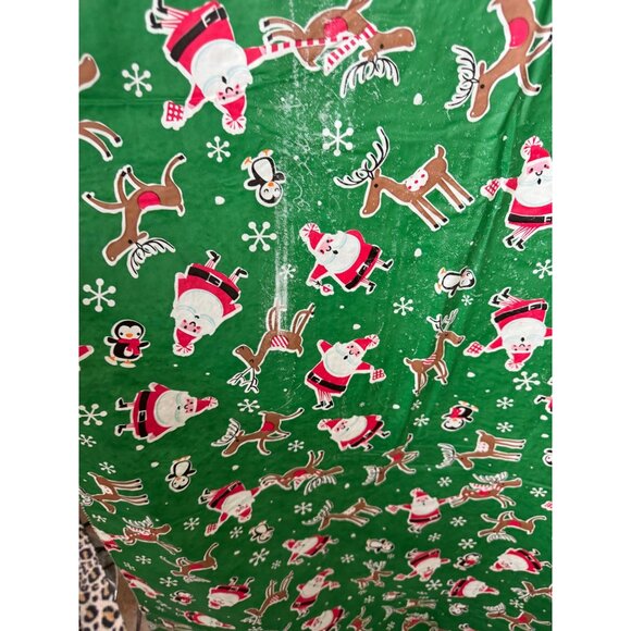 Vintage Christmas Santa & Reindeer Tablecloth - Picture 13 of 16